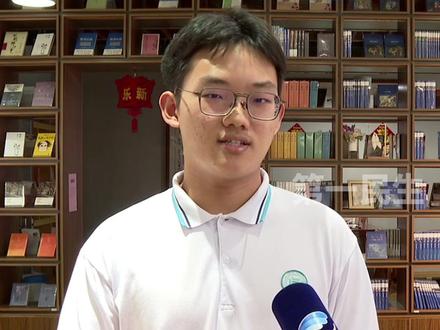 高考倒计时1个月,#2025高考 冲刺的号角已然吹响,加油吧,三亚的少年们!