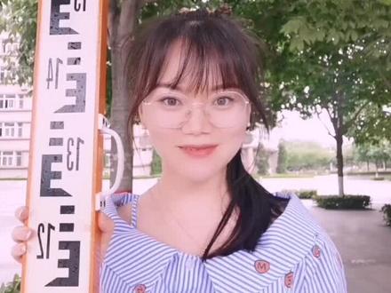 本节内容双面尺的特点。第一次录外景出镜教学,敬请关注,多多支持,欢迎提问哦~ #工程测量教学 #水准尺