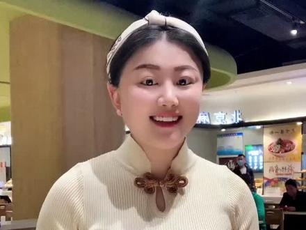 东北方言干巴棱子炒肉 。什么意思你懂吗?就是什么菜也不加全用肉炒。