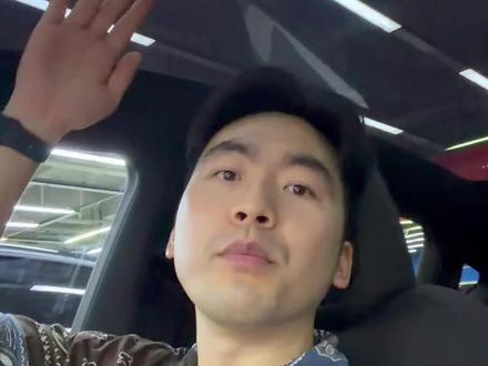 特斯拉的新专利,看这次谁先抄?! 或许彻底告别头顶火烤的体验了,车内冬暖夏凉,还能干掉出风口#特斯拉新专利 #特斯拉