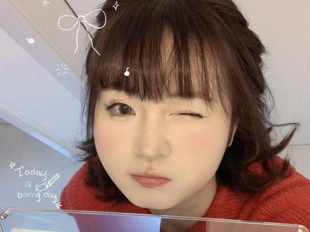 宅家宝丽来自拍~ 第一次尝试!!嘿嘿嘿超级满意了~~#自拍#宝丽来#宅家自拍