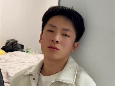 强迫豆包给我发红包#折磨豆包 #豆包我可没惹你 #豆包