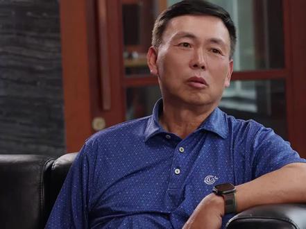 段永平对王石的忠告,对自己好点!