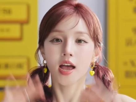 宋雨琦‖ 多巴胺柠檬C来袭,双马尾太可爱了😍
#宋雨琦 #宋雨琦科颜氏品牌大使 #防晒 #科颜氏胶原盾 #好物推荐🔥