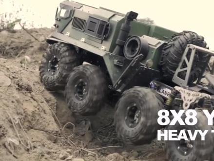 自制8x8军卡。我该死的才华😝