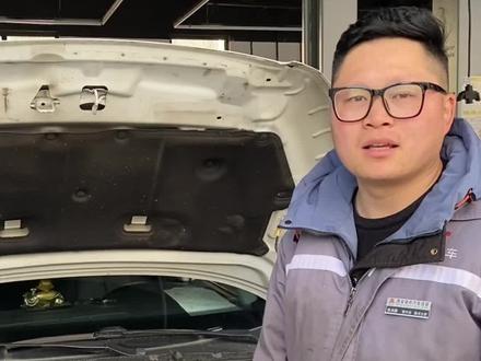 标志308,正常时偶尔仪表报警,伴随发动机失去动力,请立即停车检查,电脑测试机油压力过低,发动机动力受限,最终为机油泵粗滤网堵塞导致#修车 #用车有妙招 #汽车保养与维修