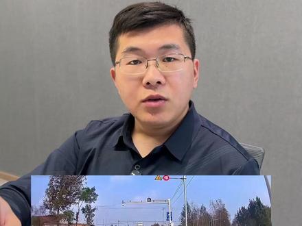 王律师分析系列—不是所有路口都是让右原则 没有红绿灯的路口要不要遵循让右原则?先得看有没有让行标志!#法律 #律师 #让右原则 #上海交通事故王强律师 #交通事故定责