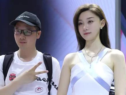 最美车模小姐姐 ,气质美女到哪都是实力派 ,漂亮美女模特 /张芮尔