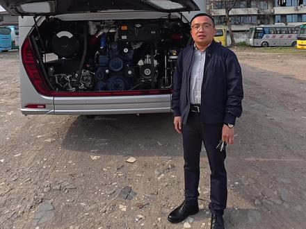 宇通C12(ZK6127)车型详细介绍
#宇通客车#宇通C12 #旅游大巴 #金玉满堂 #高端品质