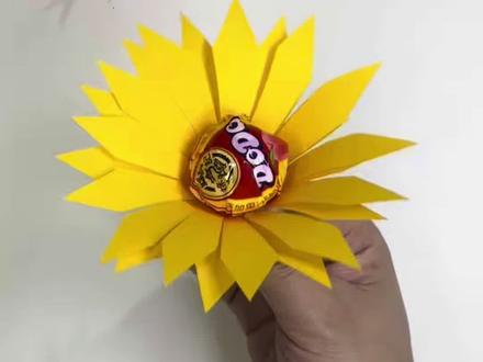 谁懂啊!棒棒糖变向日葵也太绝了🌻 #手工diy #亲子手工 #六一儿童节礼物 #棒棒糖改造 #幼儿园手工