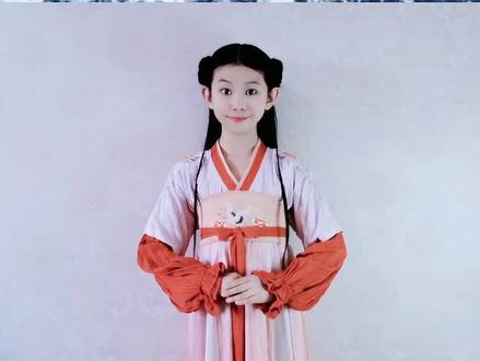 《半生雪》完整学生版#手势舞#课前律动#课桌舞#夏天中国娃