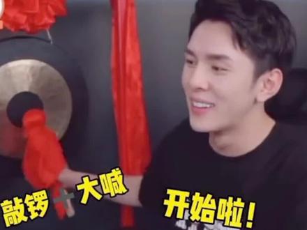 #李佳琦卖货靠嗓门,#薇娅卖货靠语速,双十一两个直播间,你去哪?#双十一 #直播