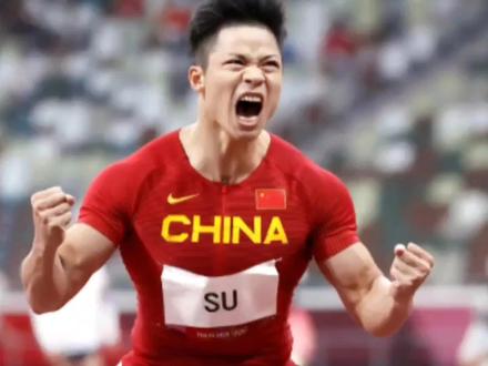 苏炳添封神之路#苏炳添 #9秒83 #中国田径 #一起回顾苏炳添的封神之路