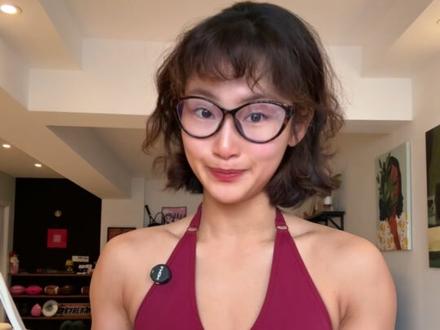 小腿粗不一定是胖🦶可能是脚丫子睡着了 新年第一练足弓 ✌🏽俗话说“千里之行始于足下”
外八脚 腿不直 没有脚脖子 可能都是地基歪了
力从足起~ 足弓练起来能解决不少
#功能训练 #足弓训练 #小腿外翻 #小腿粗 #直腿训练