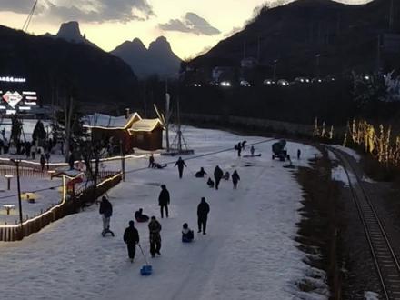 一部从小看到老的电视剧
#赵本山#乡村爱情