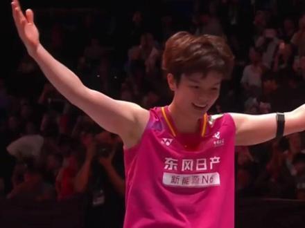 王祉怡终结对安洗莹十连败,勇夺全英冠军🏆#全英羽毛球公开赛 #王祉怡 #安洗莹 #王祉怡横扫安洗莹 #羽毛球女单