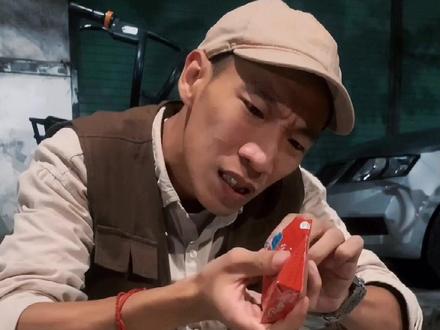 #往往老布 @抖音小助手 “你爱喝可乐,可是怕胖,改成了无糖,但她还是可乐吗?”#布式谜语
