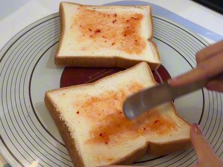 大家来监督我打卡练手臂吧 最近爱上上班带饭了,好好玩!#日常vlog #vlog十亿流量扶持计划 #好好吃饭 #生活化减脂 #电子榨菜