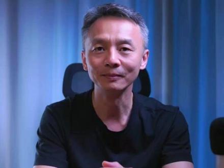 同样价格,三大模型选哪个? 三大主流AI大模型ChatGPT、Gemini、Claude都有20美元的那档会员,Claude质高量少限制多,Gemini量大管饱味道一般,你会怎么选择呢?#钱智说 #AI #ChatGPT #Gemini #Claude