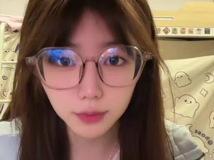 #豆包#辣条音#烟嗓#ppt #大学生 教你们免费做ppt