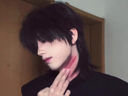 难道我非要有…#第三个吻痕 #小爱吻痕舞 #暧昧