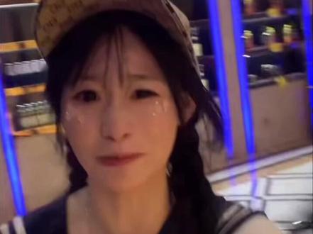#安静公主 懒羊羊要微信#美女日常