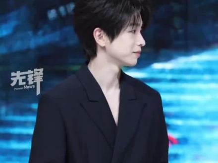 彭昱畅怎么瘦成这样了