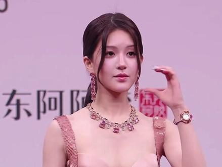 2025星光大赏赵露思红毯完整视频来了💜#2025星光大赏 #许妍#赵露思