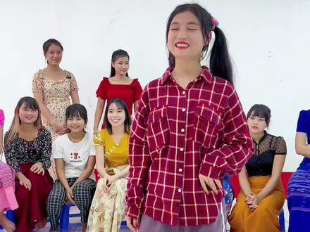 #创作灵感 缅甸服装厂女孩在宿舍进行舞蹈比赛,我们一起看看吧!#缅甸女孩 #舞蹈 #工厂小姐姐 #海外生活