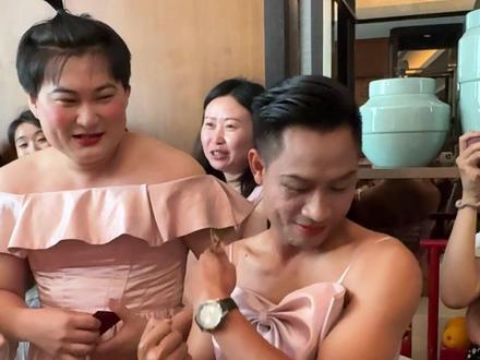 震惊!漠叔大婚竟然闹起“伴娘” 还得是梗王#大漠叔叔 #海南军阀#婚礼现场#海口婚礼主持人依依#三亚婚礼主持人朝义