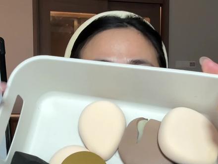 【新手答疑10.0】粉扑/美妆蛋干用or湿用?怎么用更适配? #新手化妆教程 #粉扑 #底妆教程 #底妆小技巧 #新手化妆