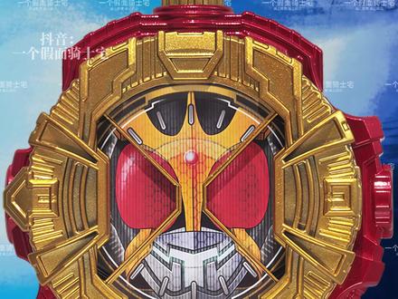 「时王Zi-O·骑士表盘(平成主骑)」 “Rider Time!”
【骑士表盘】
日本特摄剧《假面骑士时王》中登场的时劫者或异类骑士等使用的变身与辅助道具。
平成主骑骑士表盘包括:
空我Kuuga表盘
亚极陀AgitΩ表盘
龙骑Ryuki表盘
555 Faiz表盘
剑Blade表盘
响鬼Hibiki表盘
甲斗Kabuto表盘
电王 Den-O表盘
月骑Kiva表盘
帝骑Decade表盘
双骑W表盘
欧兹OOO表盘
卌骑Fourze表盘
巫骑Wizard表盘
铠武Gaim表盘
灵骑Ghost表盘
驰骑Drive表盘
艾克赛德Ex-Aid表盘
创骑Build表盘
时王Zi-O表盘
所有平成主骑骑士表头共计20个。
#特摄剧 #万代 #假面骑士 #假面骑士腰带 #内容启发搜索
