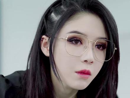 想看钢铁直女撒娇的,进来,进来!来!@美迪惠尔Mediheal #水润line袭