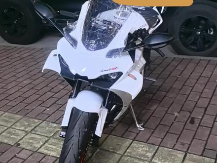#曼岛二代#凯越450RR 还有新手保护期 暖心啊