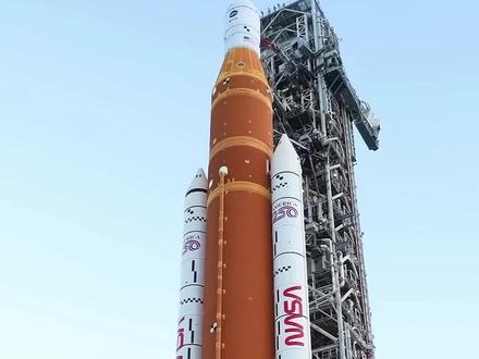 21世纪人类首次载人月球探测,美国“阿耳忒弥斯2号”发射成功 4名宇航员将环绕月球飞行#航天 #科普 #登月 #火箭