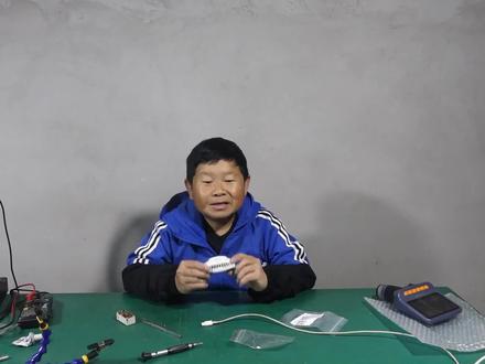 69块钱的小米黑鲨散热器烧冒烟了,老男孩花4毛钱给它完美修复