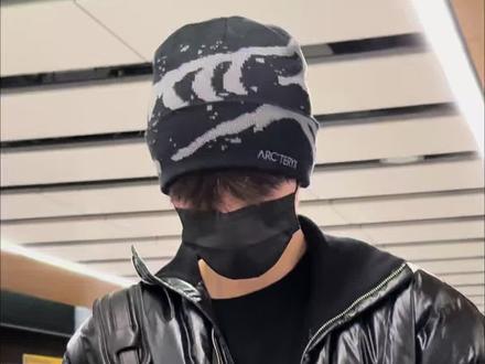 小鑫闪耀伦敦的最后一天 #机场穿搭 #朱志鑫