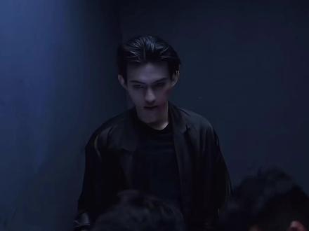 云旗Yunqi简直男鬼竟如此貌美🖤
#电影美学 #云旗Yunqi #演员云旗 #樊霄 #云熠星河