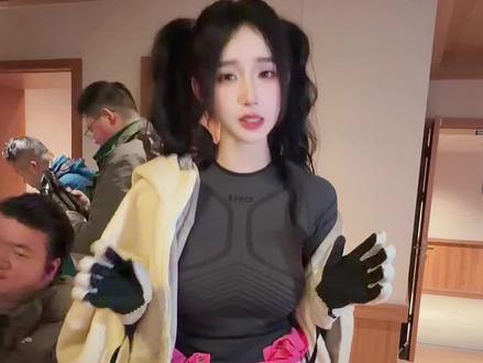 都有人传我们的绯闻了 #小埋姐姐 #上海的雪景有多出片#耀雪冰雪世界 #上海冬日的玩雪快乐