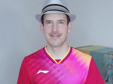 莎头文化衫变装挑战🫵🏻不服来战 #初夏穿搭跺脚变装 #洋薯条