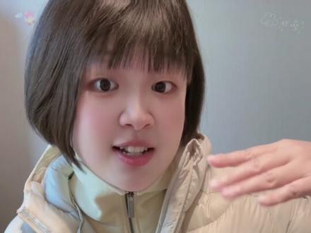 来来来,男女同款正肩排骨羽绒服,轻衫保暖,大东北也可以用它打底,男生女生都可以穿!#排骨羽绒服