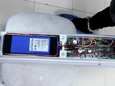 1月16日 米家高温洗地机拆解,充不进电,自动关机,更换电池,内部结构,洗地机拆解