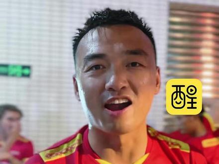 漂移掌舵教得好“非常爽!但我没学会。”辽宁队决定使用祖传的站舵拐弯!(记者:梁莹;编辑:黄雅琳;责编:黄燕飞)#请到佛山飙龙船 #有功夫来佛山 #又到了佛山扒龙船激情季 #飙龙船清热板蓝根 #你漂我都漂大家一起飙 辽宁龙舟队勇闯佛山叠滘潭头C弯