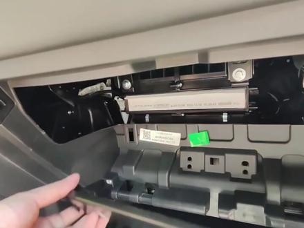 捷途汽车空调滤芯更换指南,让空气更加清新。