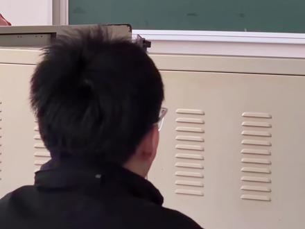 明知道对方渣为什么还不愿意放手
旁观者清 当局者却不愿意醒
#校园生活 #法语 #课堂随拍 #回忆录 #清冷感