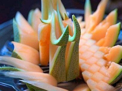 哈密瓜的4种高级切法,学会了你也是高手! #三毛水果艺术 #水果拼盘 #哈密瓜 #拼盘 #抖音年味争霸赛