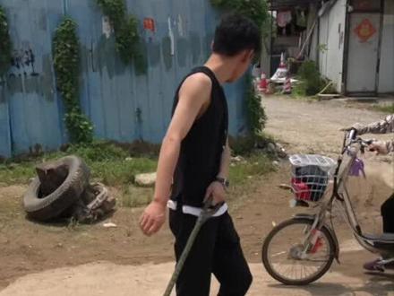 如何让喜欢瞎兴奋的狗狗淡定(第一集)#训犬#金毛