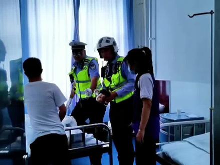 越是危急显担当,乌海交警为民护航!#2023年高考