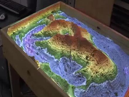 全息等高线地形图的判读技巧