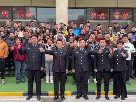 蒲城市场监管创新 "对标学习" 模式组织外卖 TOP100 商家观摩学校后厨力推行业升级#食品安全 #外卖食品安全问题触目惊心 #蒲城 #蒲城市监观察 #消费者权益 @陕西市场监管 @渭南市场监管